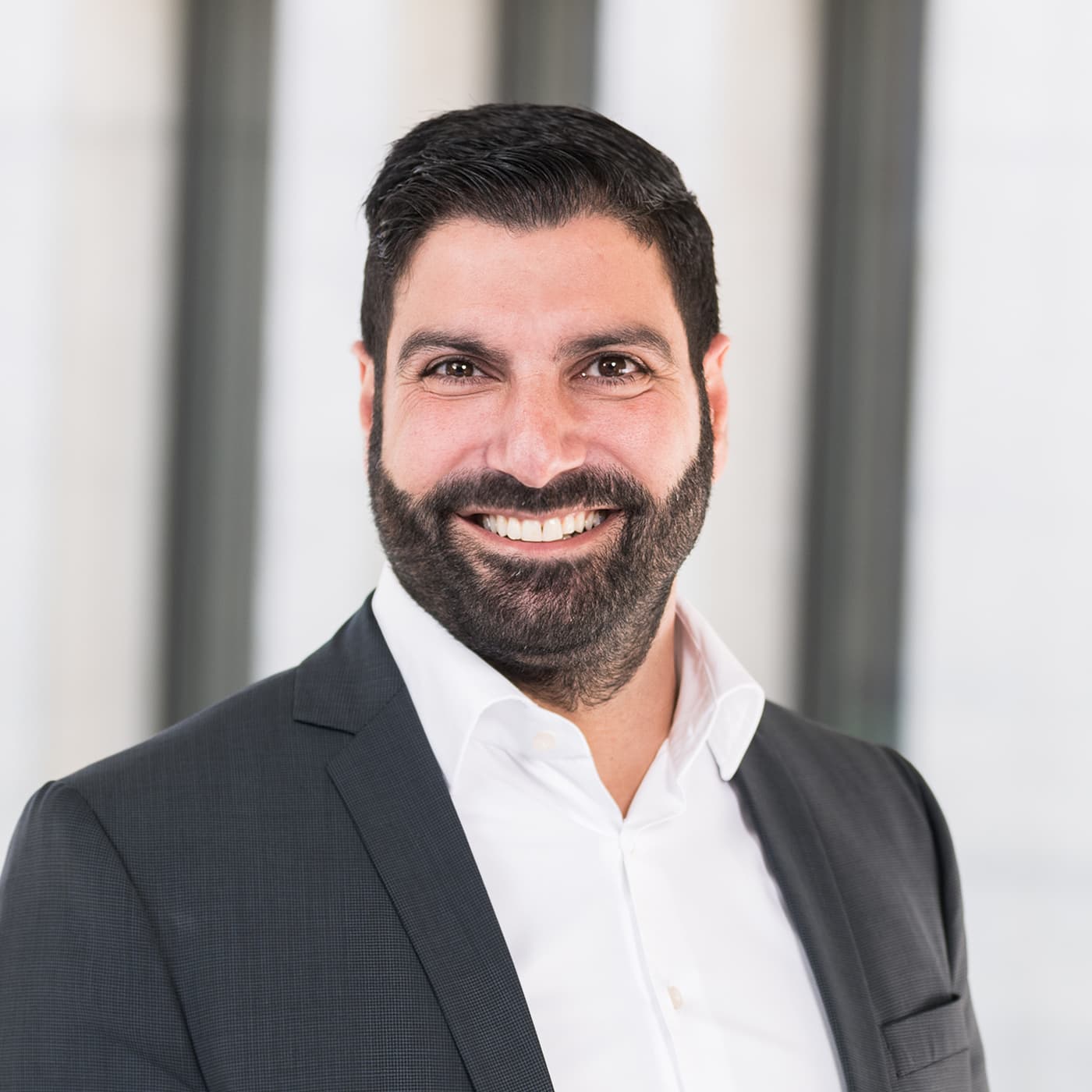 Chief Business Officer B2B Thomas Gülünay
