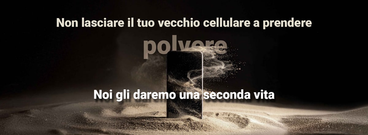 Cellulare in un paesaggio sabbioso circondato dalla sabbia