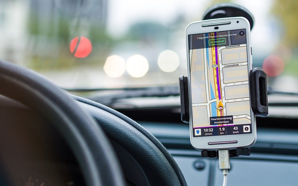 Altes Smartphone als GPS