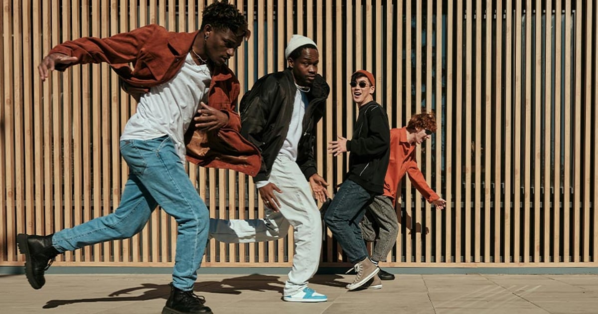 Galaxy S25 Edge Photo de jeunes hommes