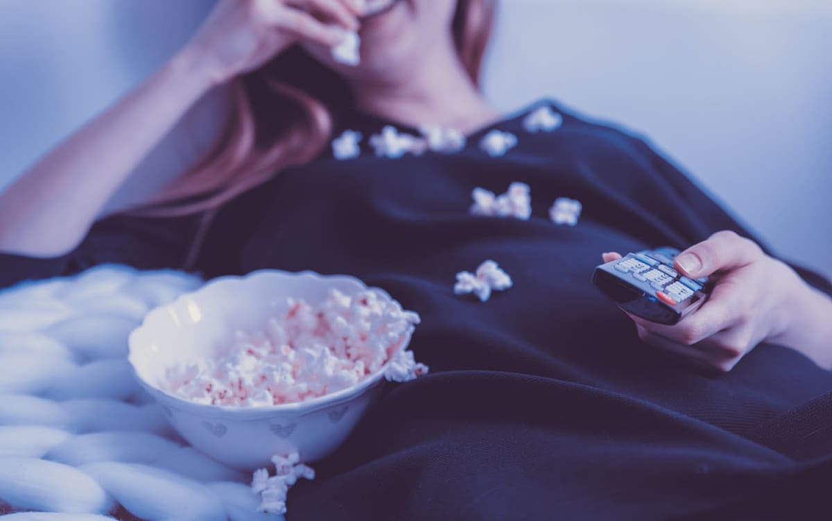 Popcorn und Fernsehen
