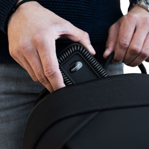 Vonmählen allroundo Pro all-in-one cable and wireless powerbank black