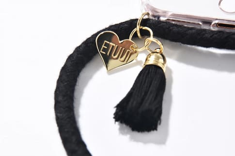 Etuui iPhone 12 Pro Max Necklace Silicon Cover black