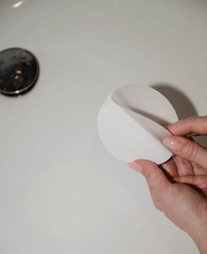 AK Kisten Basics Self Adhesive Anti Slip Pad (10cm) 21pc
