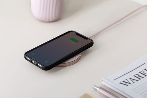Native Union Wireless Charger Pink