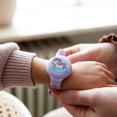 Beeep Kids Wristband Tracker Unicorn Apple Find My & Android