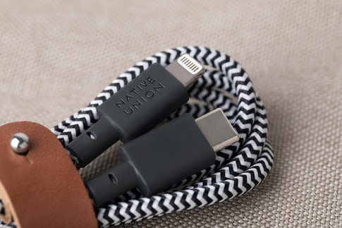 Native Union Data Cable USB C to Lightening (1.2m) Zebra