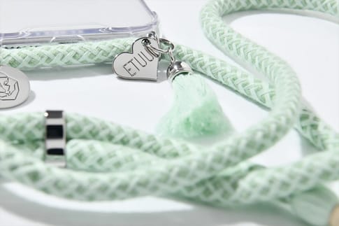 Etuui iPhone 12/12 Pro Necklace Silicon Cover mint
