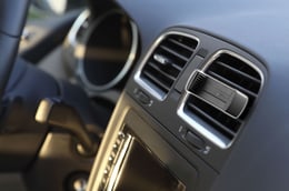 cellularline Autohalterung Spin universal black