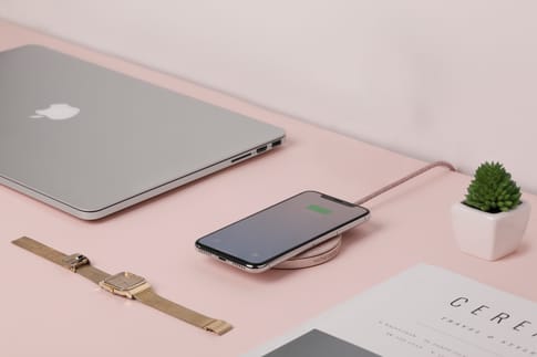 Native Union Wireless Charger Pink