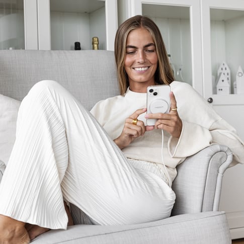 Vonmählen Aura Mini magnetic wireless charging pad black